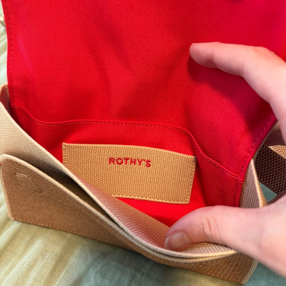 NWOT Rothy's the Belt Bag in Biscotti Brown *Small stain* - Picture 8 of 16